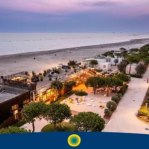 Campeggio Club Del Sole Pini Boutique, Punta Marina