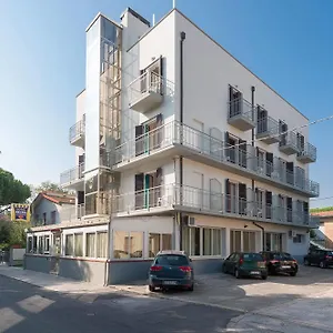 Hotel Regina E Ristorante, Punta Marina